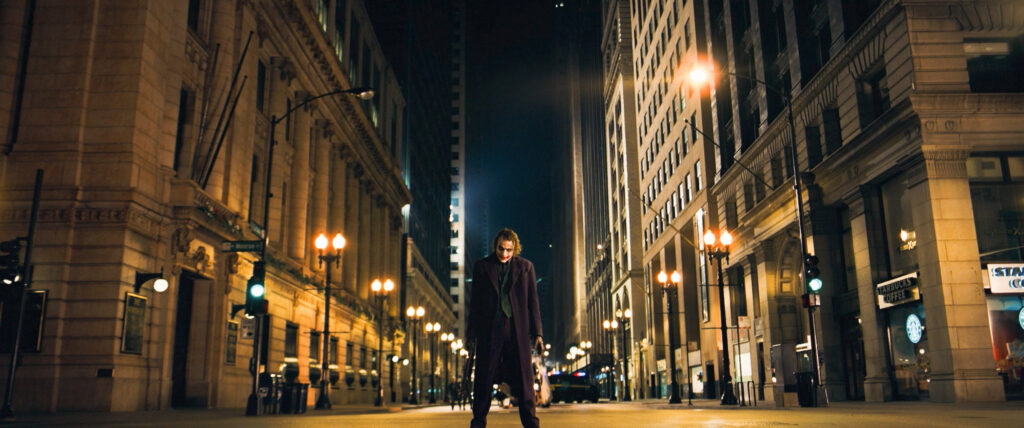 Nếu thiếu âm nhạc thì phim Christopher Nolan có thành công? 2 Joker