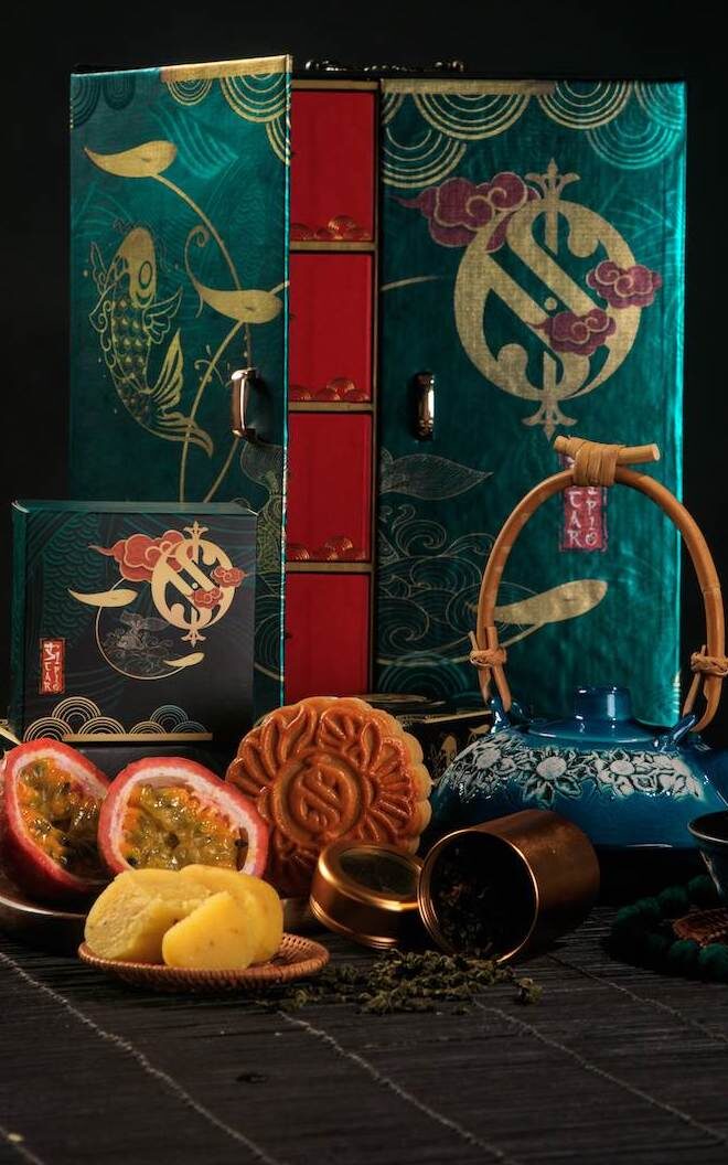 Những bộ sưu tập bánh trung thu đẹp 'đắt' ra miếng năm 2023 (Phần 2) 19 68272284 1882199225216881 8890017368491687936 n edited 1