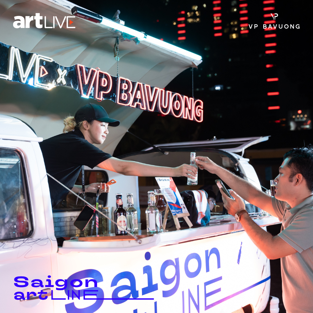 Chuyến xe nghệ thuật Saigon art LINE xuất hiện tại Bưu điện Trung tâm Sài Gòn 8 artLIVE x VP BAVUONG | The first journey of Saigon art LINE