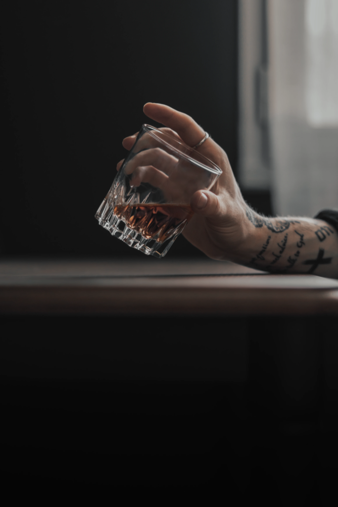 Rượu Whisky - Nồng nàn hương vị mùa thu dành cho mọi tâm trạng 9 Ruou_whisky