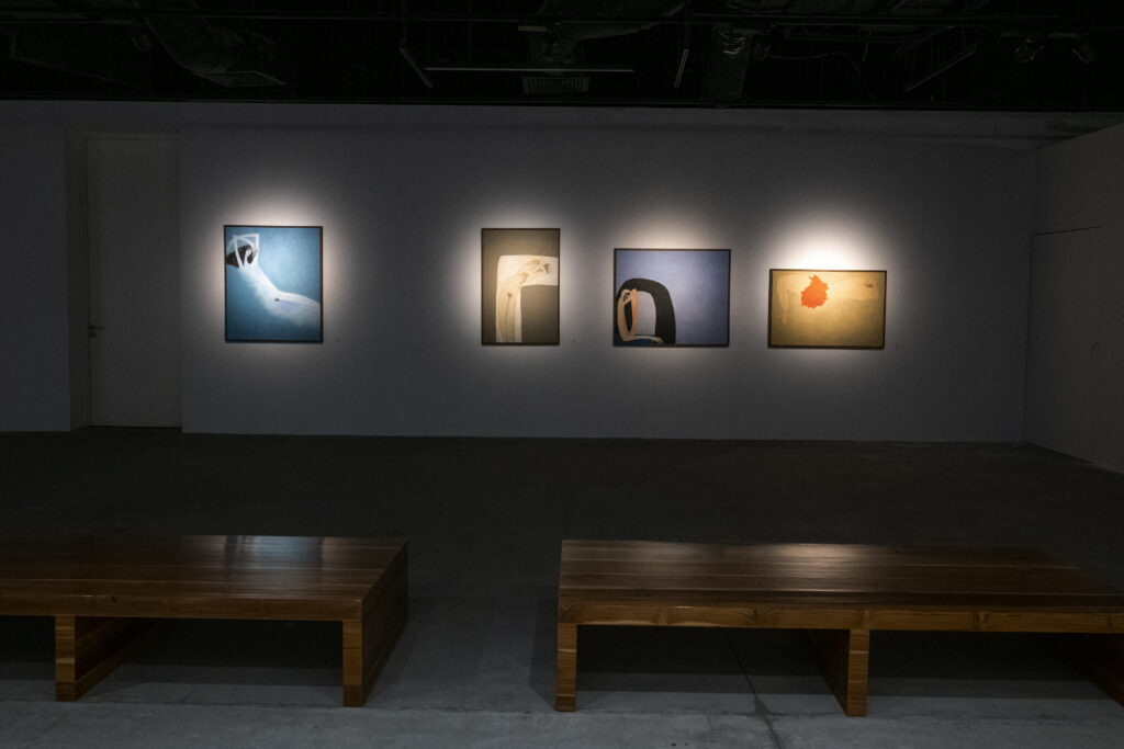 Hoàng Quyên ra mắt tác phẩm nghệ thuật độc bản kết hợp âm nhạc và hội hoạ 2 quyen_gallery