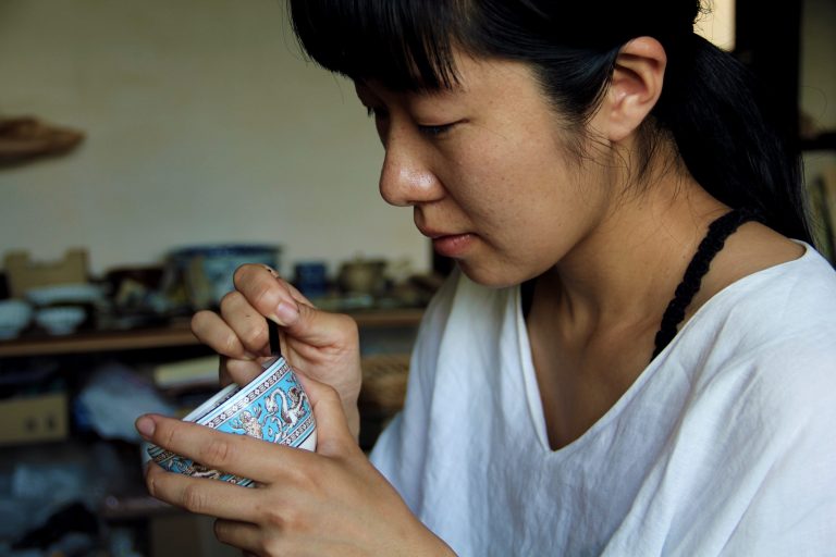 Nghệ thuật Kintsugi - từ những vết nứt đến vẻ đẹp độc đáo 8 Nghe_thuat_kintsugi