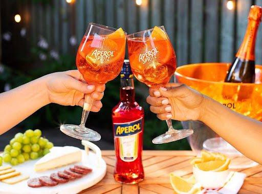 Aperol - Biểu tượng văn hóa thưởng thức rượu đến từ nước Ý 4 aperol