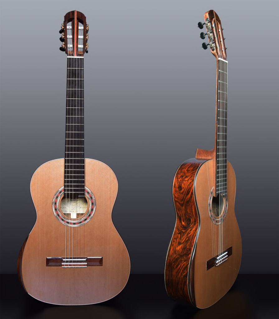 Người đứng sau những tiếng đàn guitar cổ điển say đắm 1 nghe_nhan_lam_dan