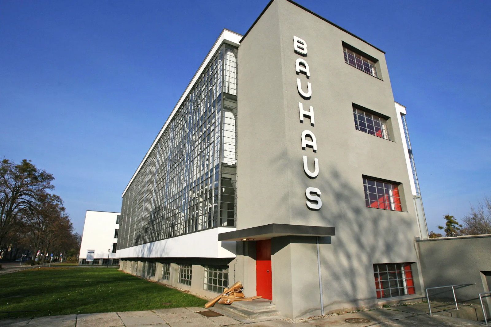 Vì sao phong cách Bauhaus lại có ảnh hưởng đến nền nghệ thuật hiện đại? 4 phong_cach_Bauhaus
