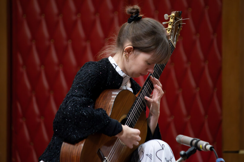 lien_hoan_guitar_quoc_te_sai_gon