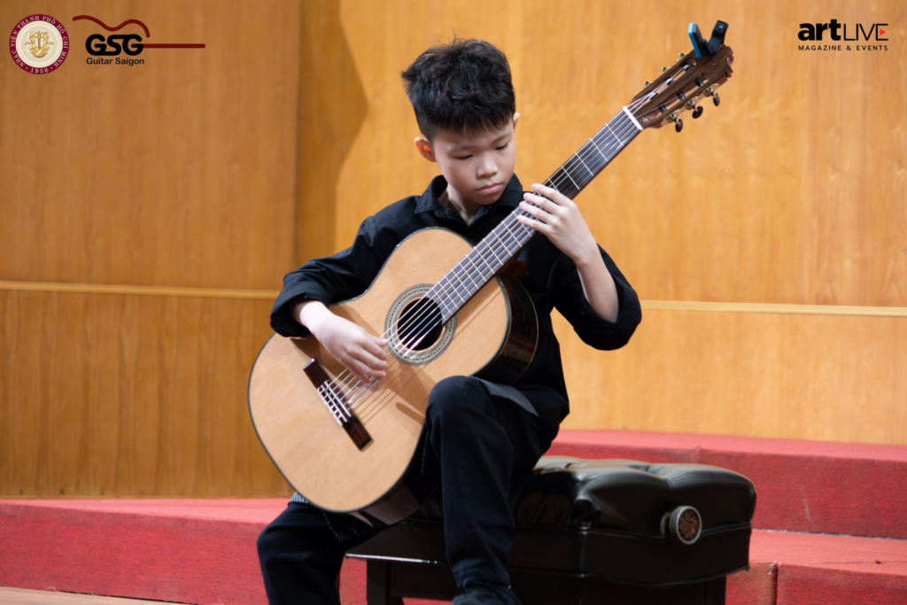 lien_hoan_guitar_quoc_te_sai_gon