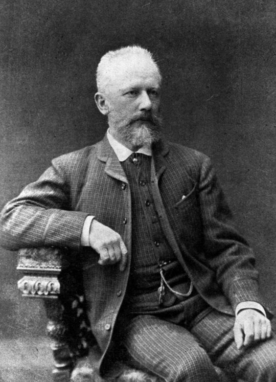 Bản giao hưởng số 4 của Tchaikovsky: Tiếng vang của Định mệnh 5 tchaikovsky