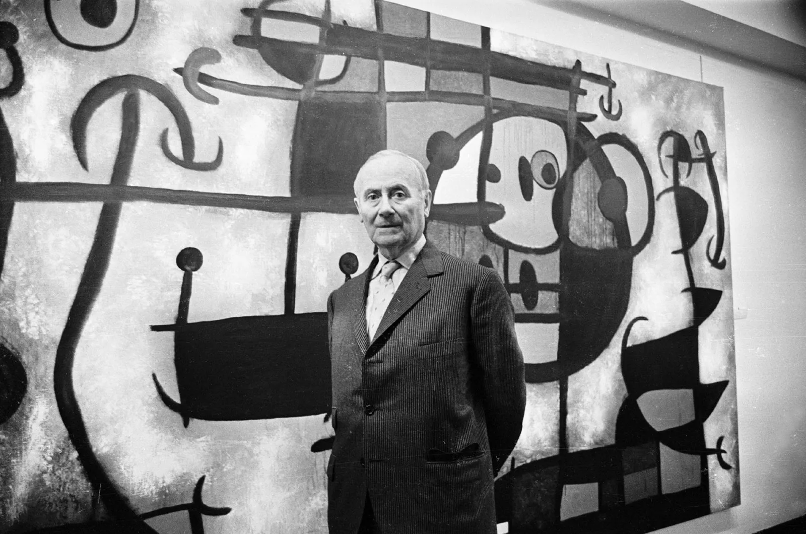 Những bức tranh pháo hoa độc đáo đón chào năm mới 10 hoa_si_joan_miro