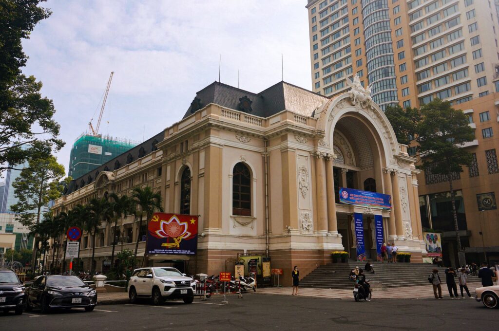 nha_hat_thanh_pho_ho_chi_minh