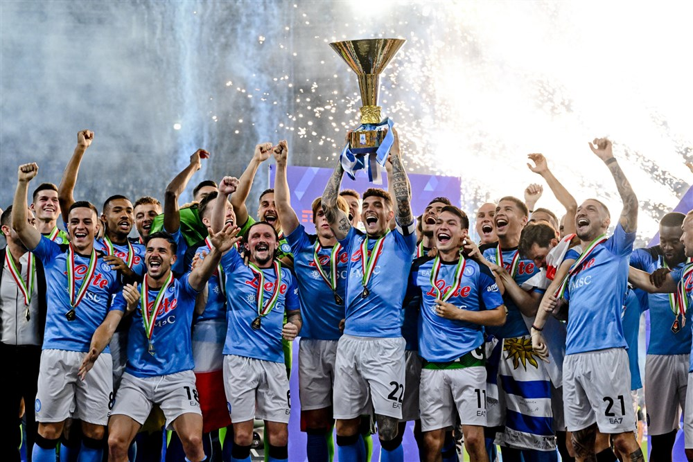 Những giải bóng đá Châu Âu nổi tiếng trên thế giới 9 napoli_serie_a