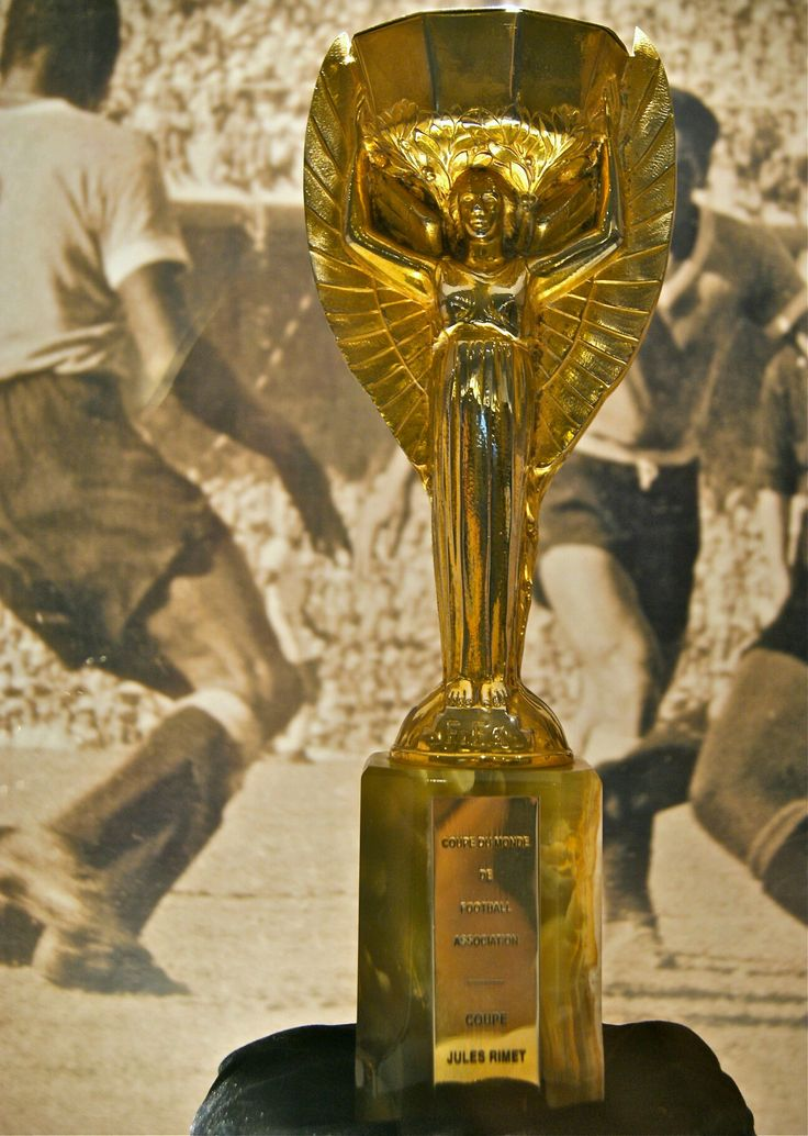 Cúp FIFA Jules Rimet từng bị đánh cắp đến hai lần 2 cup_jules_rimet
