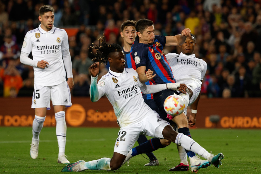 Những trận đấu ‘Derby’ nổi tiếng trong lịch sử bóng đá 4 tran_derby_barcelona_va_real_marid
