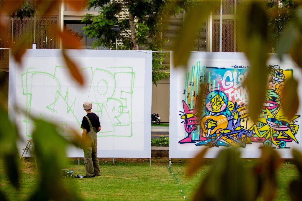 CRESK - Người nghệ sĩ truyền tải thông điệp tích cực qua lăng kính nghệ thuật Graffiti 8 image 7