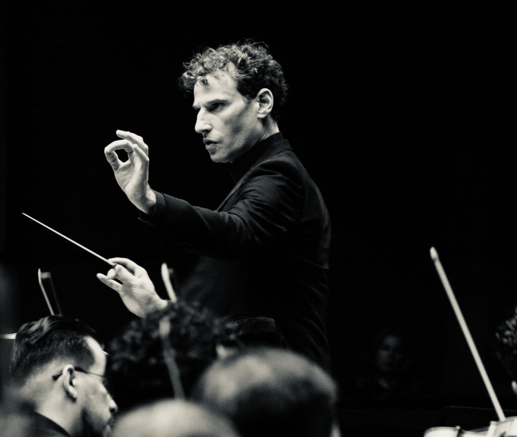 Danh cầm David Greilsammer lan tỏa tình yêu âm nhạc cổ điển với đêm nhạc ‘Du hành cùng Satie’ 2 David_Greilsammer