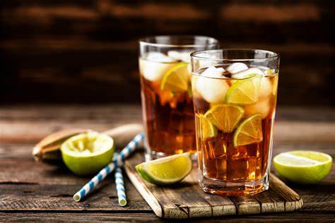 Top 8 loại cocktail mới lạ, độc đáo giải nhiệt mùa hè 4 Long_Island_Iced_Tea