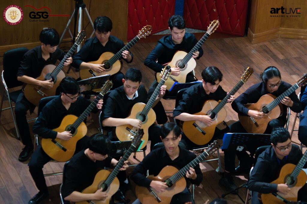 Liên hoan Guitar Quốc tế Sài Gòn 2024: Hoà âm cùng nhiều danh cầm nổi tiếng thế giới 4 lien_hoan_guitar_quoc_te_sai_gon_2024