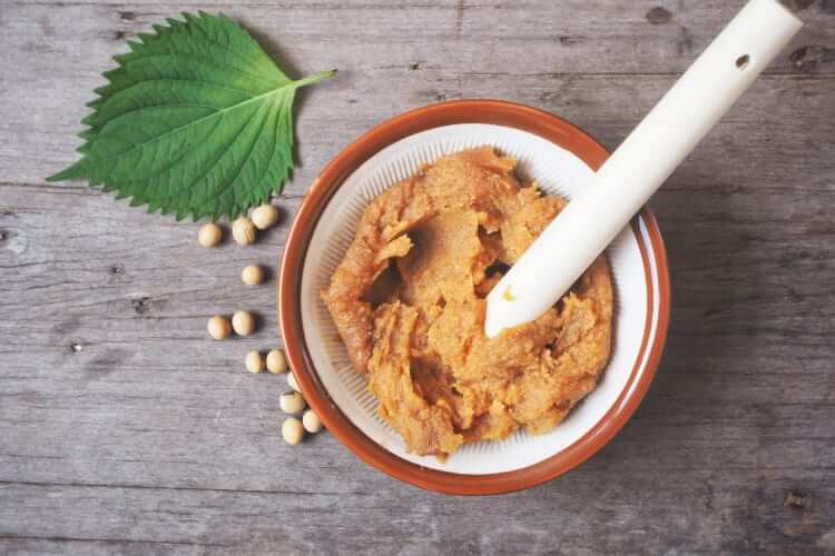 Dư vị khó quên từ những món ăn lên men đặc sắc thế giới (phần 2) 1 Miso - Món ăn truyền thống của Nhật Bản