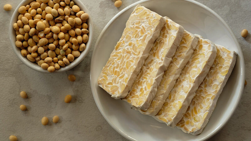 Dư vị khó quên từ những món ăn lên men đặc sắc thế giới (phần 1) 5 Tempeh đậu nành - thực phẩm lên men của Indonesia