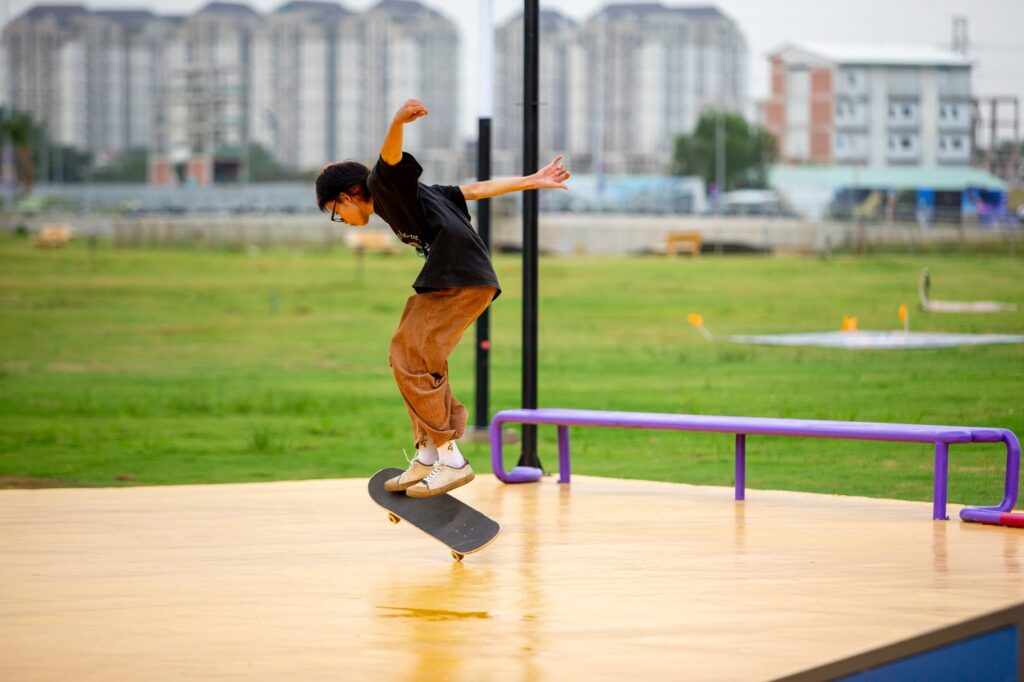 Điểm danh các thể loại nghệ thuật đường phố đặc sắc tại Việt Nam 4 Skateboarding ở Việt Nam