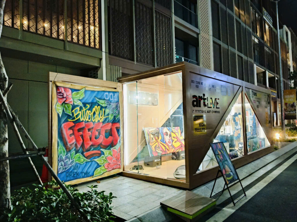 ‘Hiệu ứng cánh bướm’ - Triển lãm Graffiti đầu tiên của nghệ sĩ Arek Khoa 3 hieu-ung-canh-buom