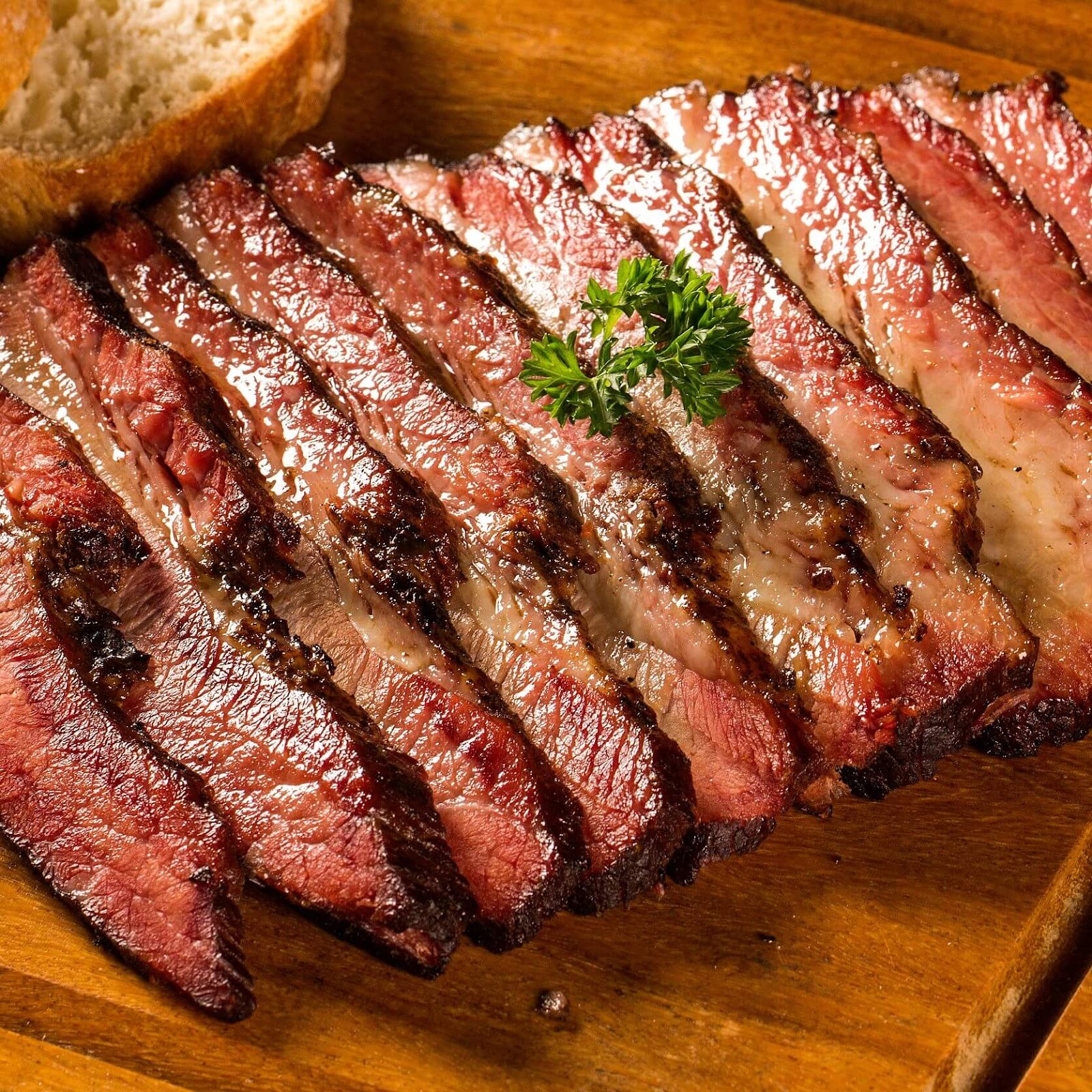 Umami là gì? Umami có trong những thực phẩm nào? 5 Thịt bò - thực phẩm ngập hương umami cho bữa ăn của bạn.