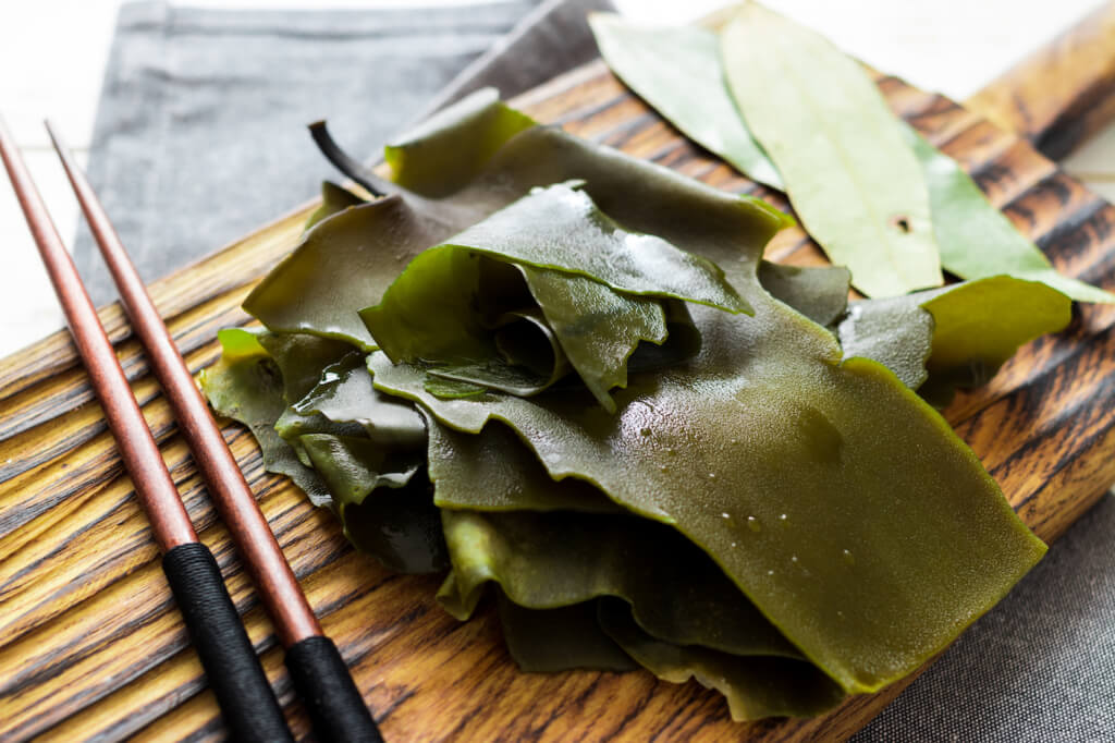 Umami là gì? Umami có trong những thực phẩm nào? 2 Rong biển Kombu - thực phẩm chứa nhiều umami.