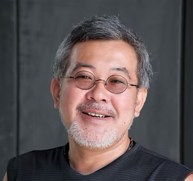 Kỷ nguyên nhựa: Khi đồ chơi cũ biến thành tác phẩm nghệ thuật đầy ấn tượng 2 Nghệ sĩ Fuji Hiroshi
